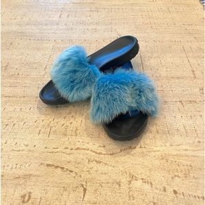 Ugg Furry Slides
